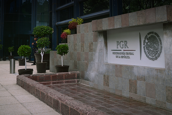 Titular de PGR puede delegar facultades en los servidores públicos subalternos